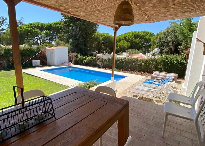 Villa Zen - Beautiful Private Pool-Heating Option, Hot Tub, Beautiful Garden