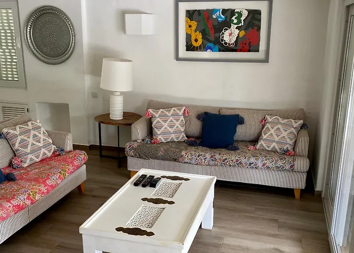Villa Zen - Beautiful Private Pool-Heating Option, Hot Tub, Beautiful Garden